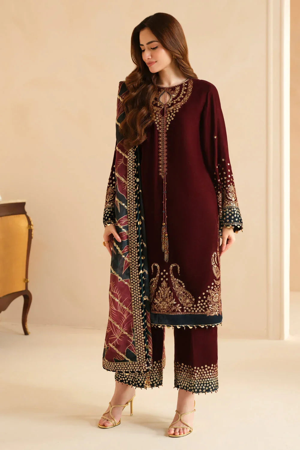 Jazmin | Velvet Edit 24 | Velvet Formal VF-2038 - Rang-e-Khaas