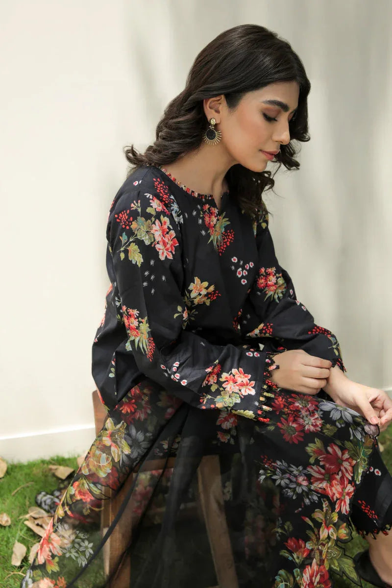 Baroque | Lawn Collection 24 | UF-208 - Rang-e-Khaas