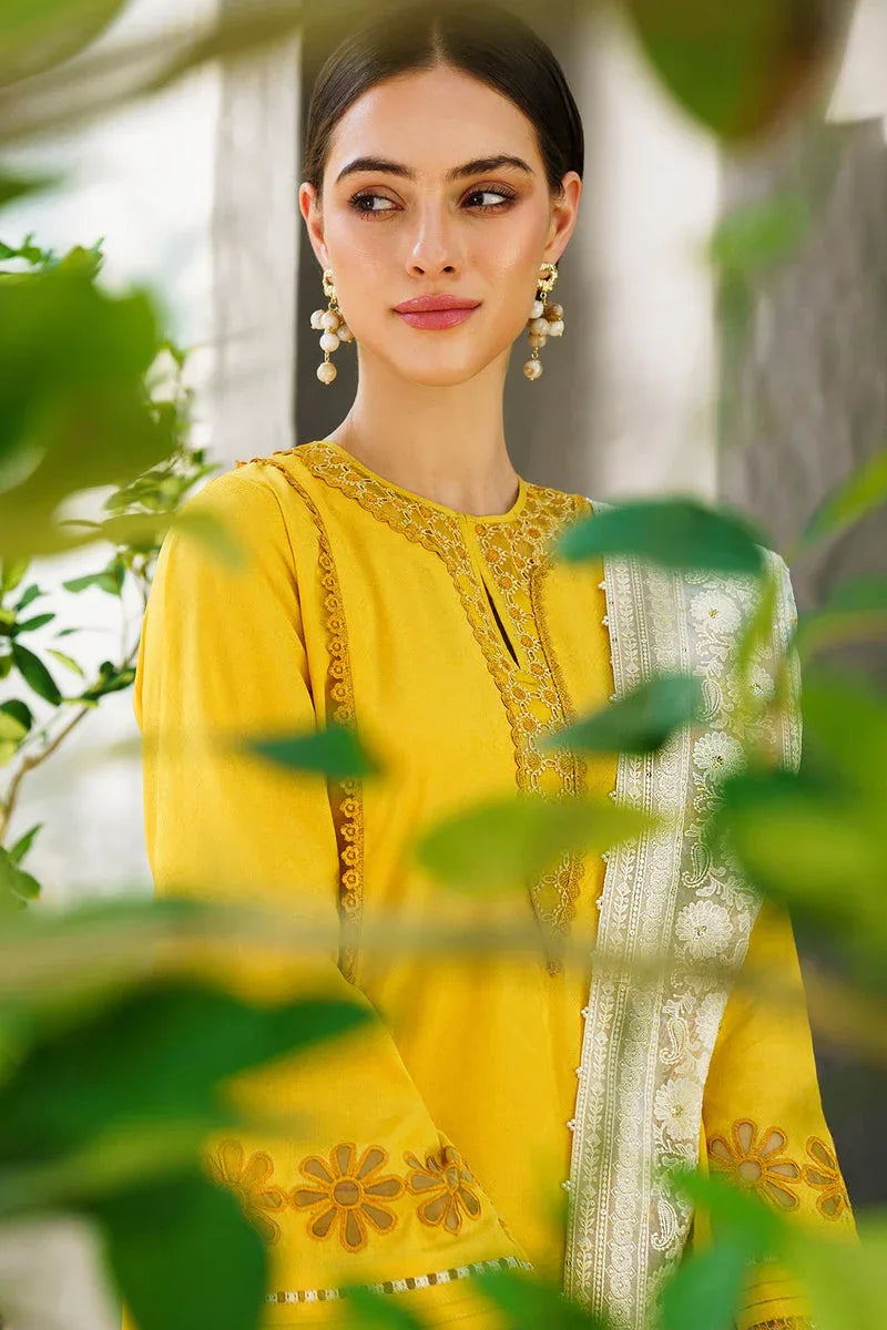 Baroque | Lawn Collection 24 | UF-562 - Rang-e-Khaas