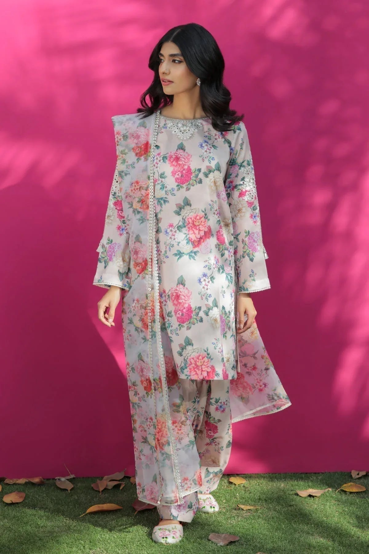 Baroque | Lawn Collection 24 | UF-191 - Rang-e-Khaas