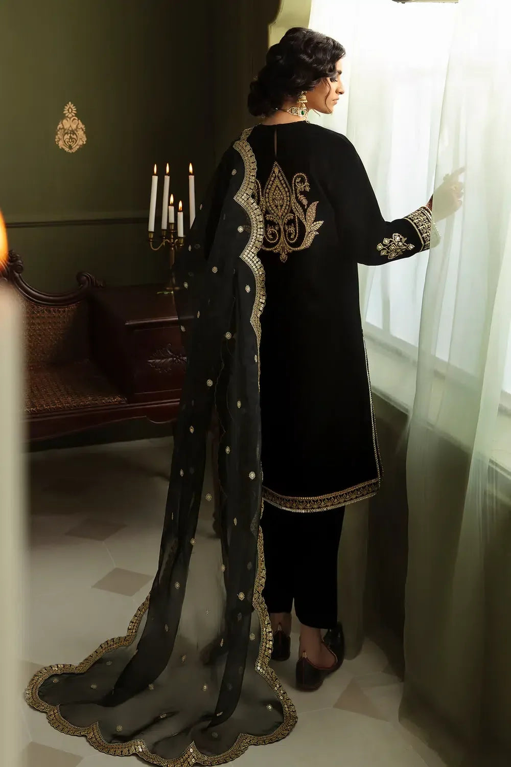 Baroque | Jahanara Luxury Velvet 23 | UF-462 - Rang-e-Khaas