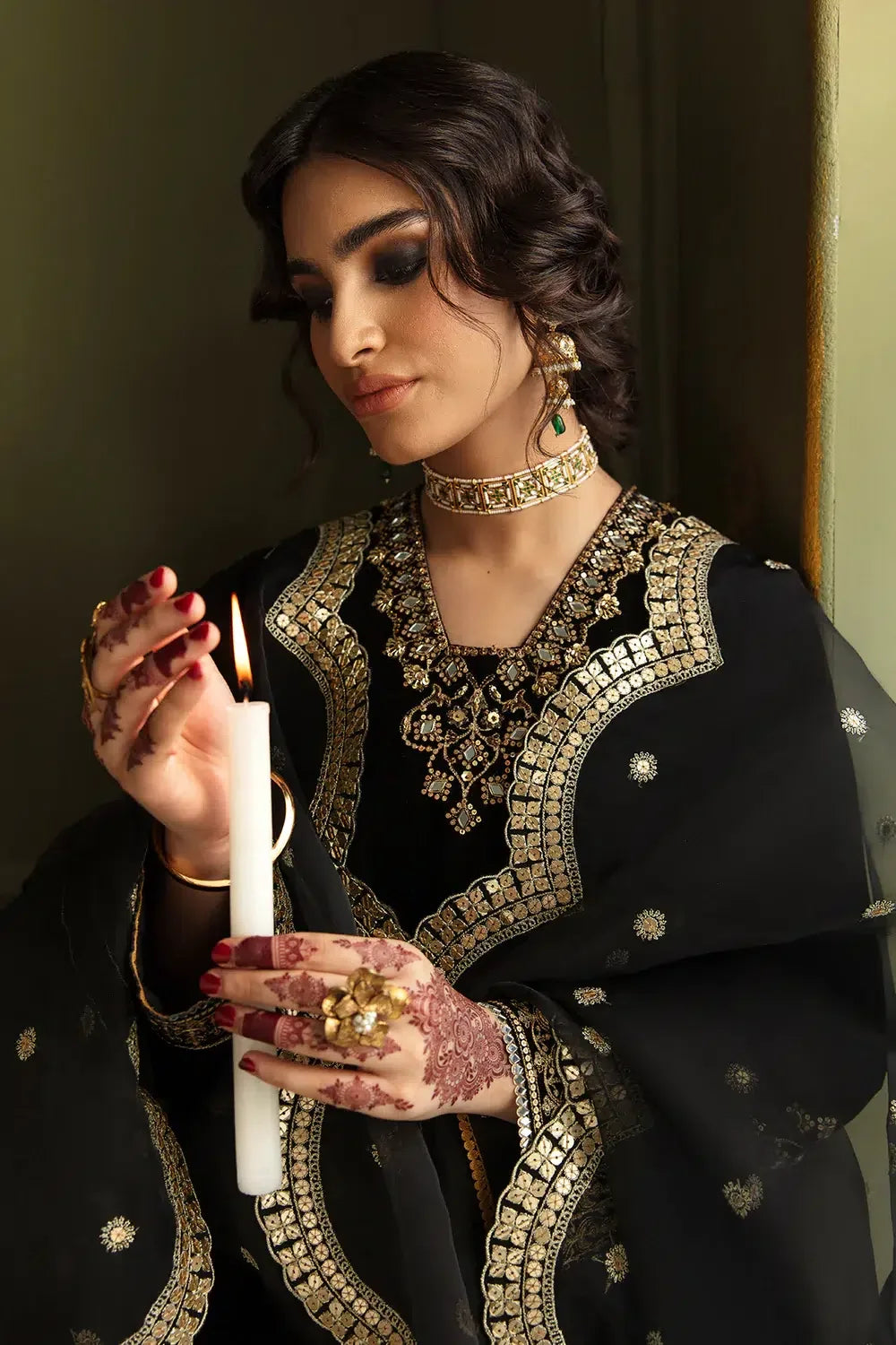 Baroque | Jahanara Luxury Velvet 23 | UF-462 - Rang-e-Khaas