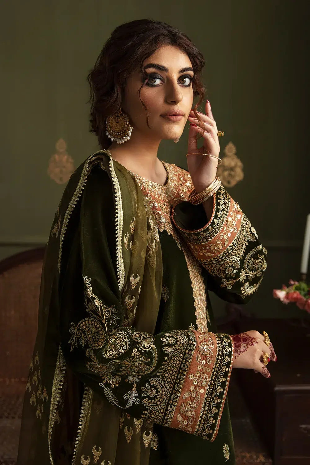 Baroque | Jahanara Luxury Velvet 23 | UF-461 - Rang-e-Khaas