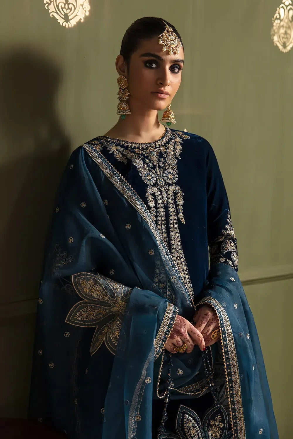 Baroque | Jahanara Luxury Velvet 23 | UF-467 - Rang-e-Khaas