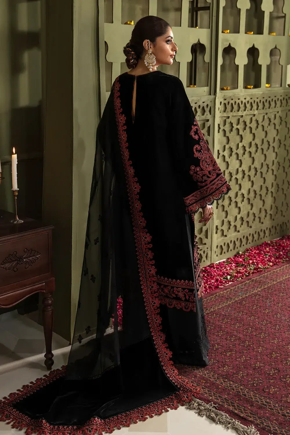 Baroque | Jahanara Luxury Velvet 23 | UF-468 - Rang-e-Khaas