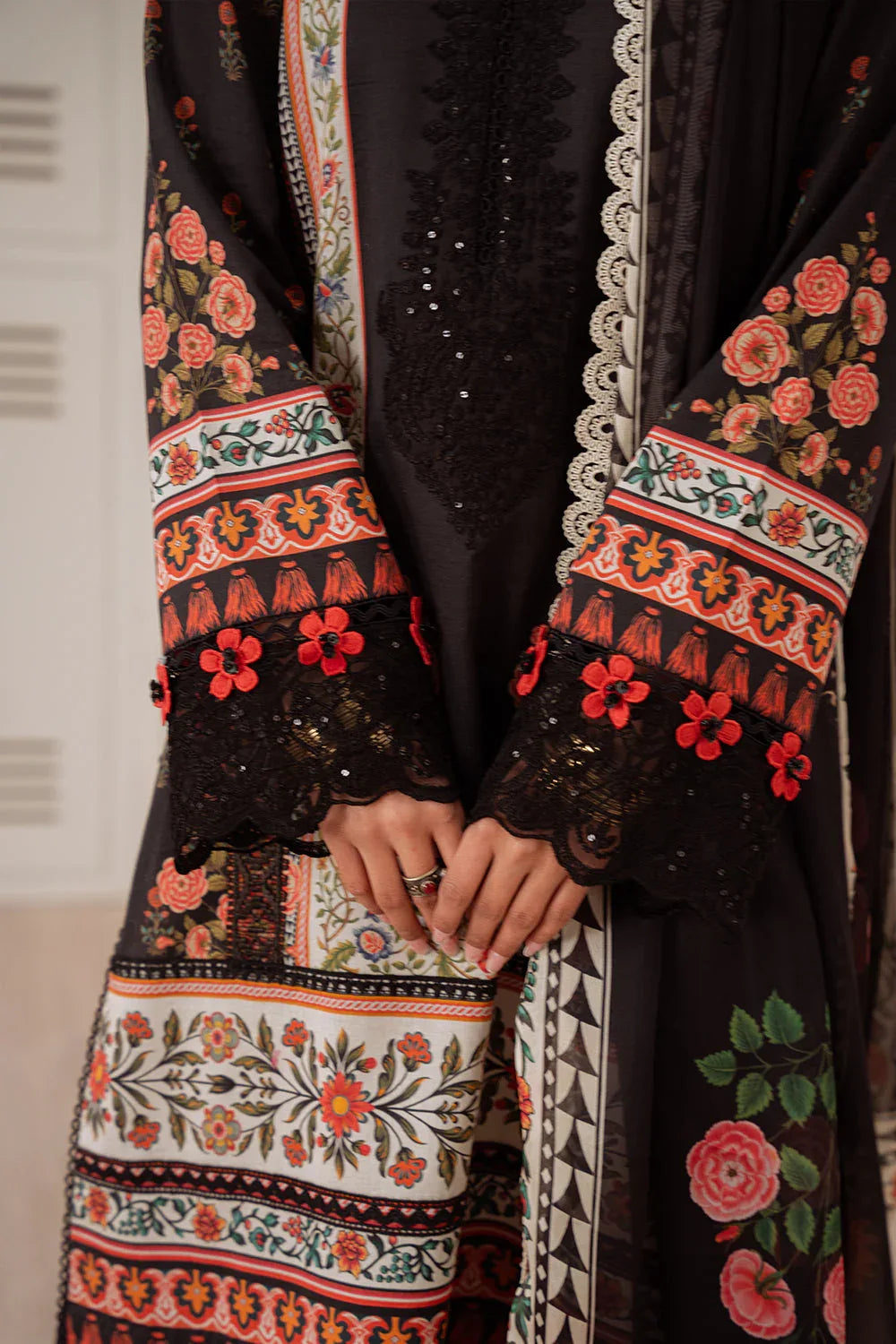 Saira Rizwan | Laanem Summer Lawn 25 | ZUMRA-A-SRL25-07 - Rang-e-Khaas