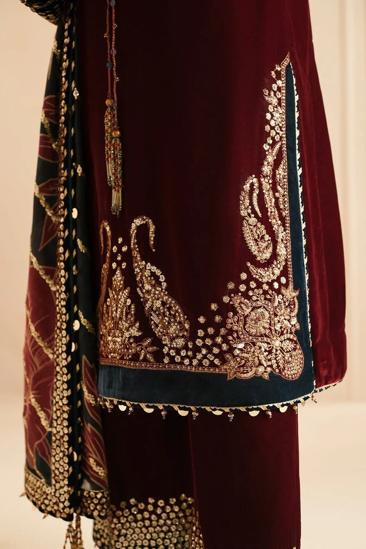 Jazmin | Velvet Edit 24 | Velvet Formal VF-2038 - Rang-e-Khaas