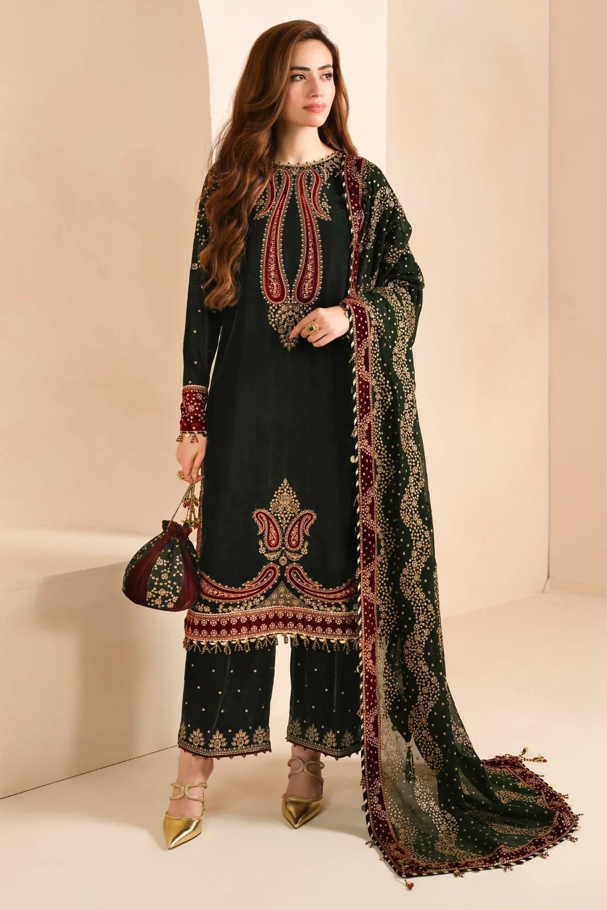 Jazmin | Velvet Edit 24 | Velvet Formal VF-2034 - Rang-e-Khaas