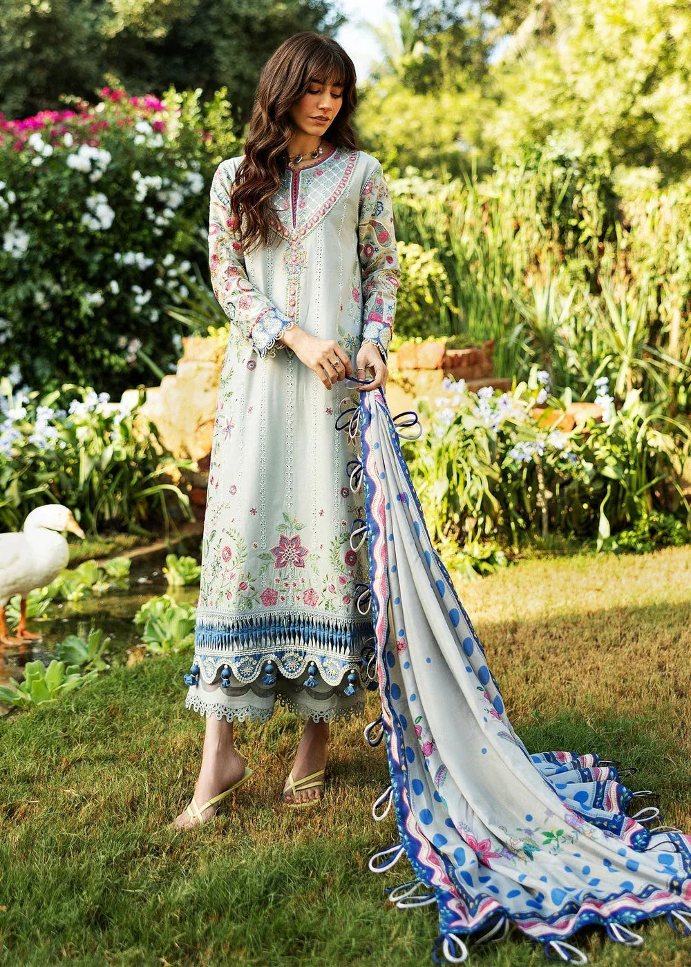 Sadaf Fawad Khan | Siraa Lawn 25 | PAISLEY GARDEN - A - Rang-e-Khaas