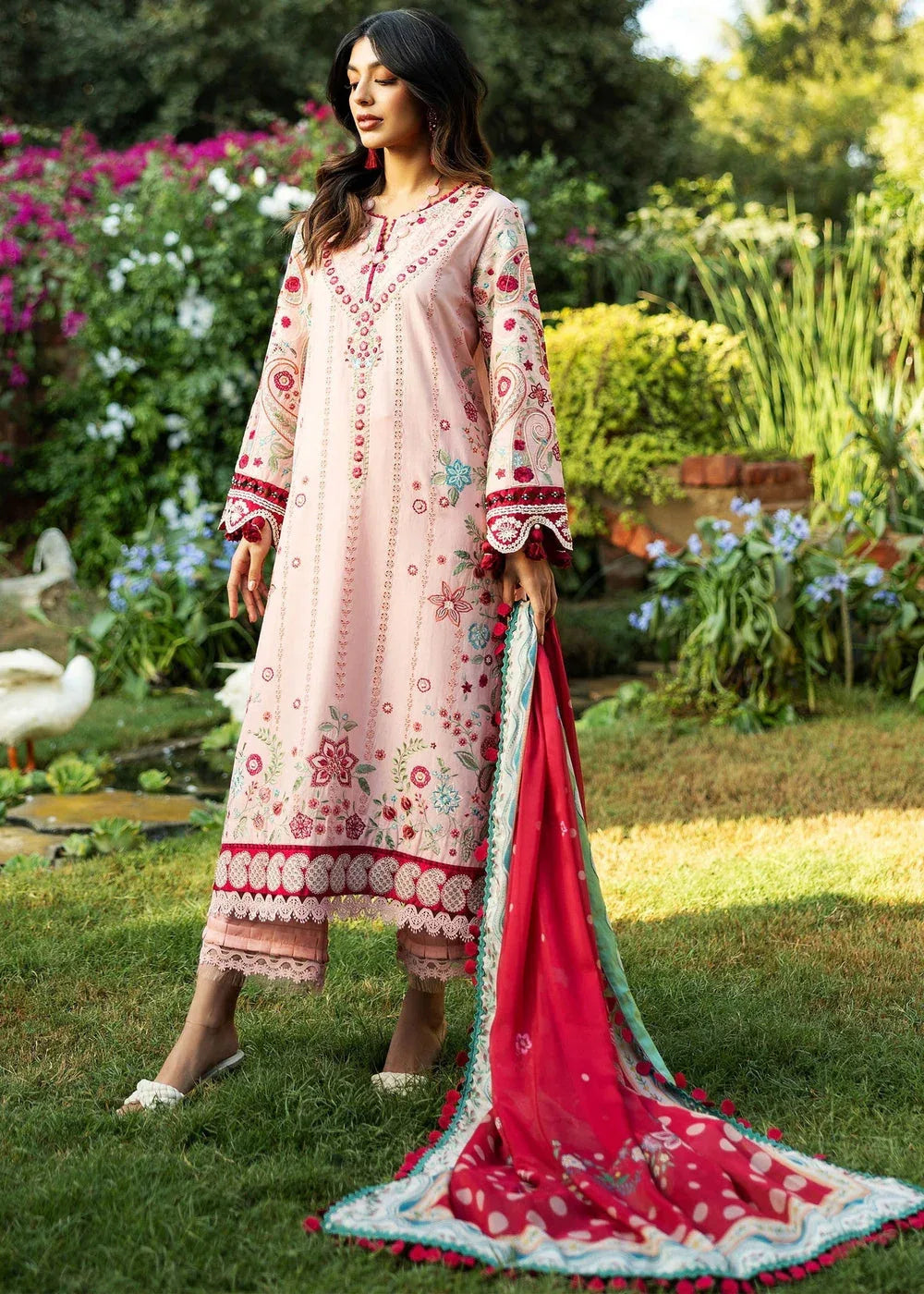 Sadaf Fawad Khan | Siraa Lawn 25 | PAISLEY GARDEN - B - Rang-e-Khaas