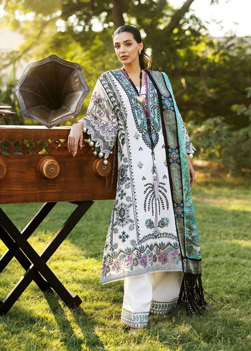 Sadaf Fawad Khan | Siraa Lawn 25 | PALM ISLAND - B - Rang-e-Khaas