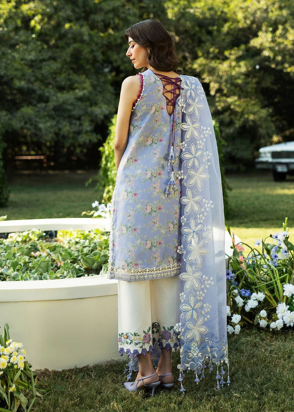Sadaf Fawad Khan | Siraa Lawn 25 | BLOOM - A - Rang-e-Khaas