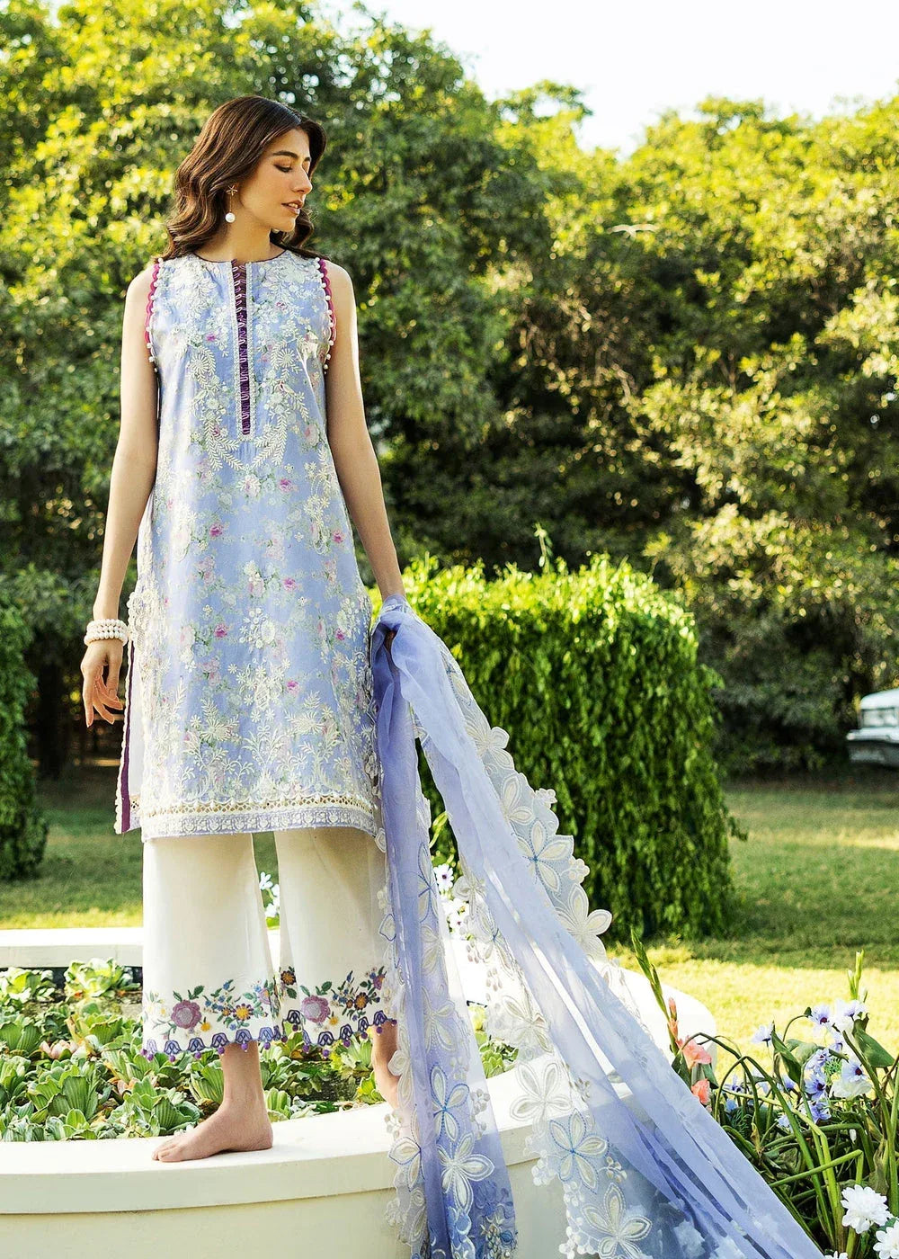 Sadaf Fawad Khan | Siraa Lawn 25 | BLOOM - A - Rang-e-Khaas