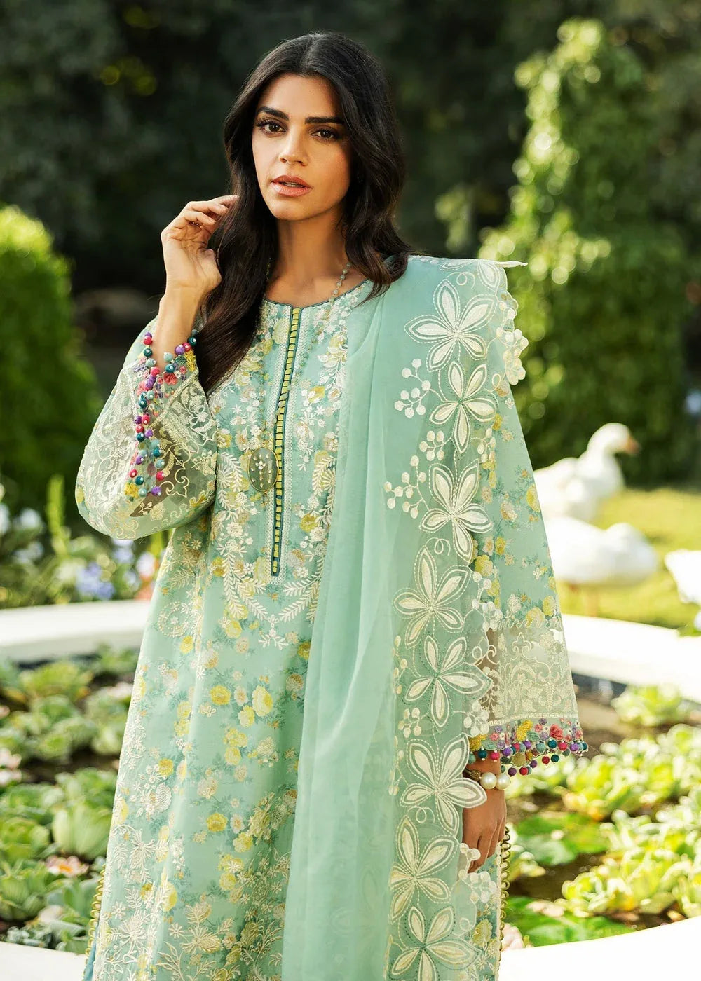 Sadaf Fawad Khan | Siraa Lawn 25 | BLOOM - B - Rang-e-Khaas