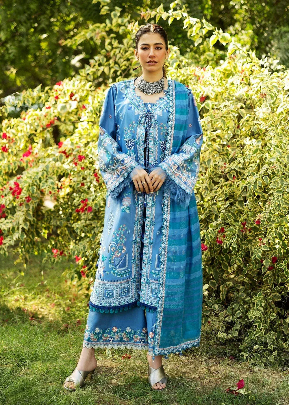 Sadaf Fawad Khan | Siraa Lawn 25 | WISTERIA - A - Rang-e-Khaas