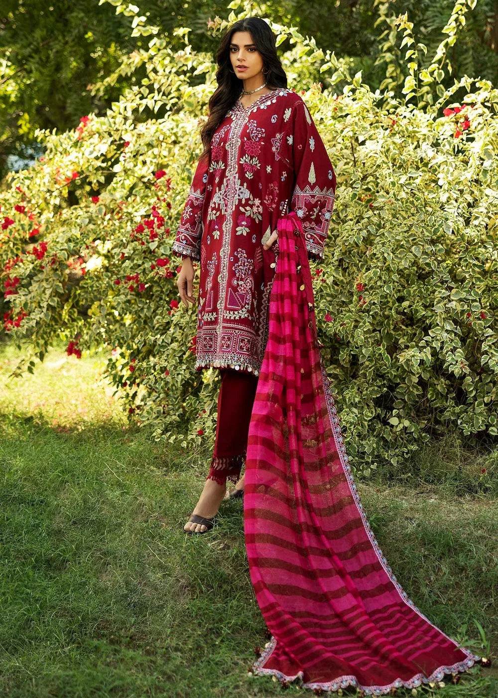 Sadaf Fawad Khan | Siraa Lawn 25 |WISTERIA - B - Rang-e-Khaas
