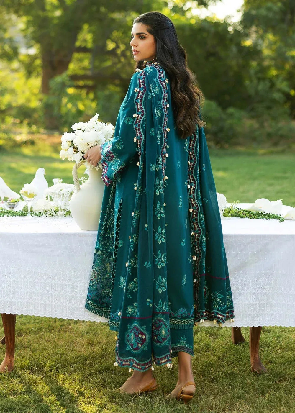 Sadaf Fawad Khan | Siraa Lawn 25 | KOI - B - Rang-e-Khaas