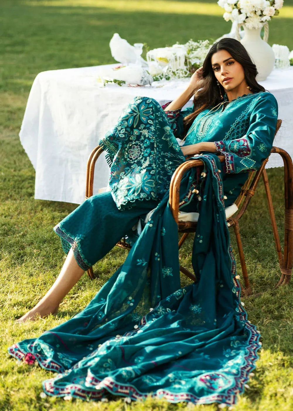 Sadaf Fawad Khan | Siraa Lawn 25 | KOI - B - Rang-e-Khaas