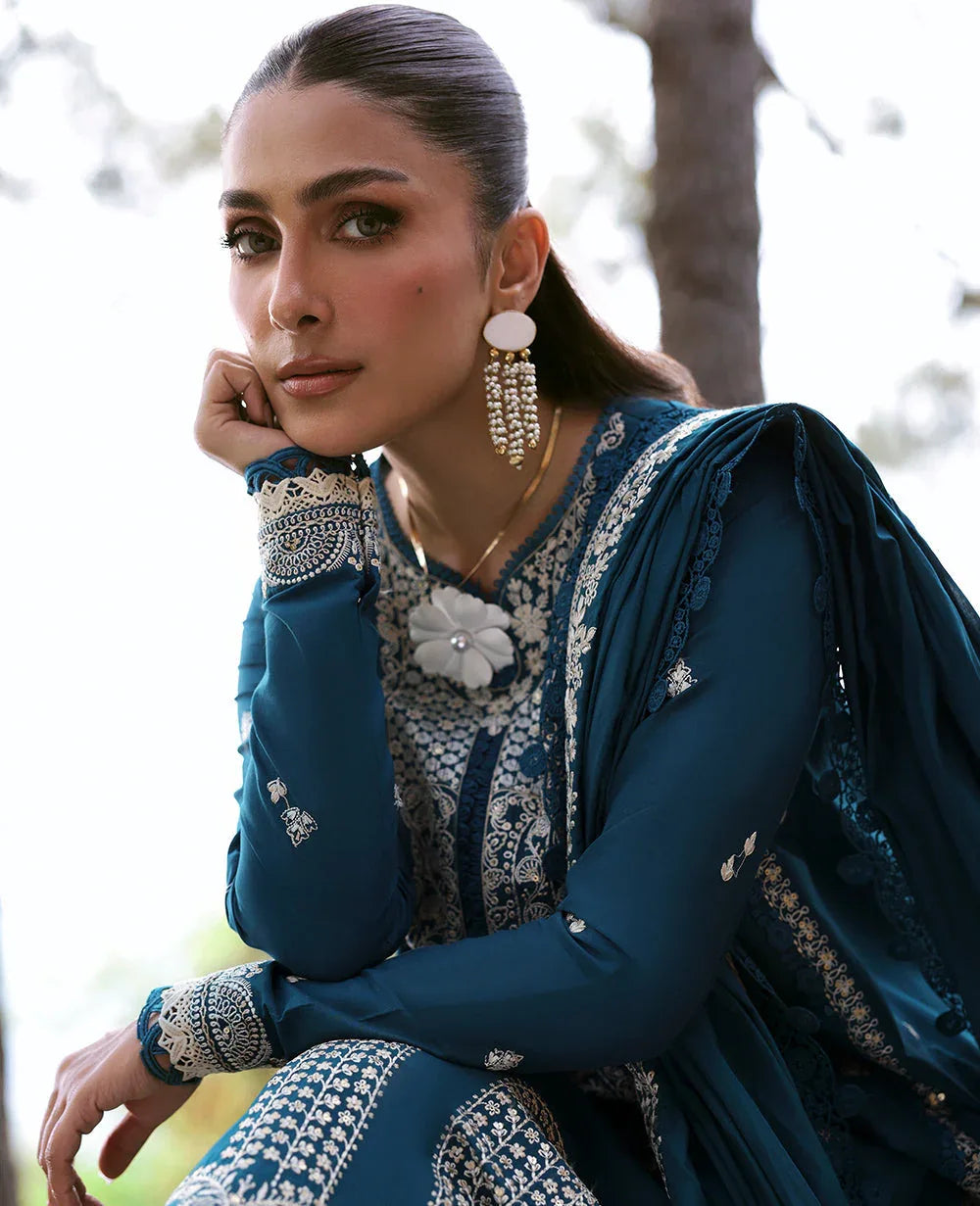Republic Womenswear | Talia Luxury Lawn 25 | D6-B - Naya - Rang-e-Khaas