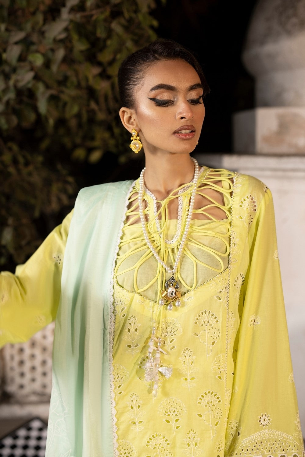 Ittehad | Embroidered Lawn | I-17