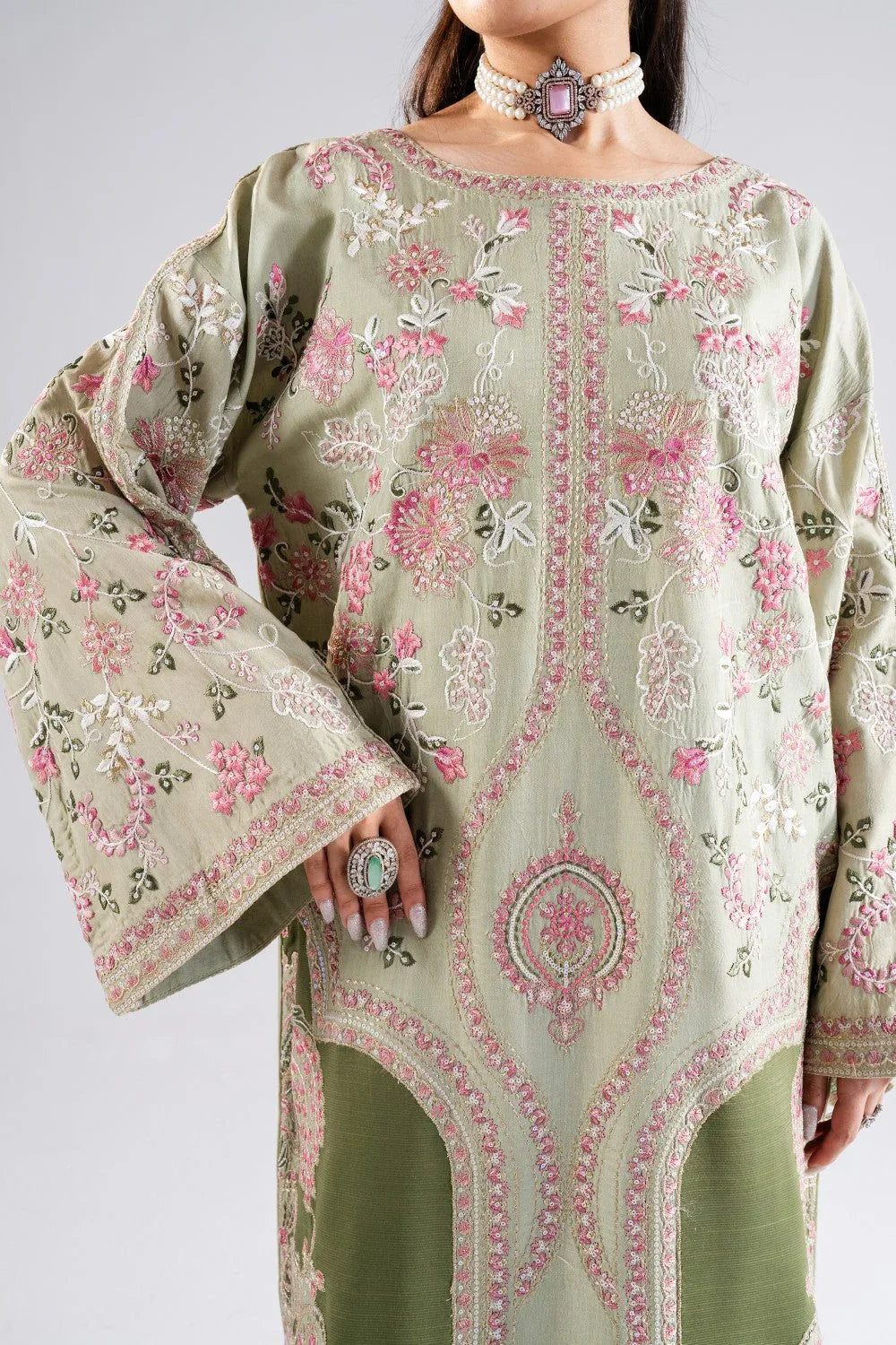 Maryum N Maria | Luna Formals | Elora - Rang-e-Khaas