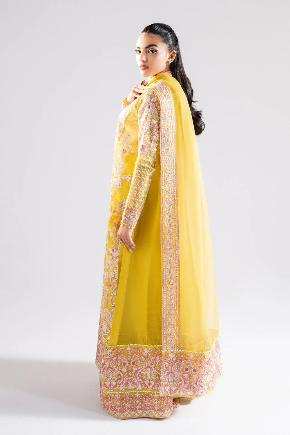 Maryum N Maria | Luna Formals | ELOYA - Rang-e-Khaas