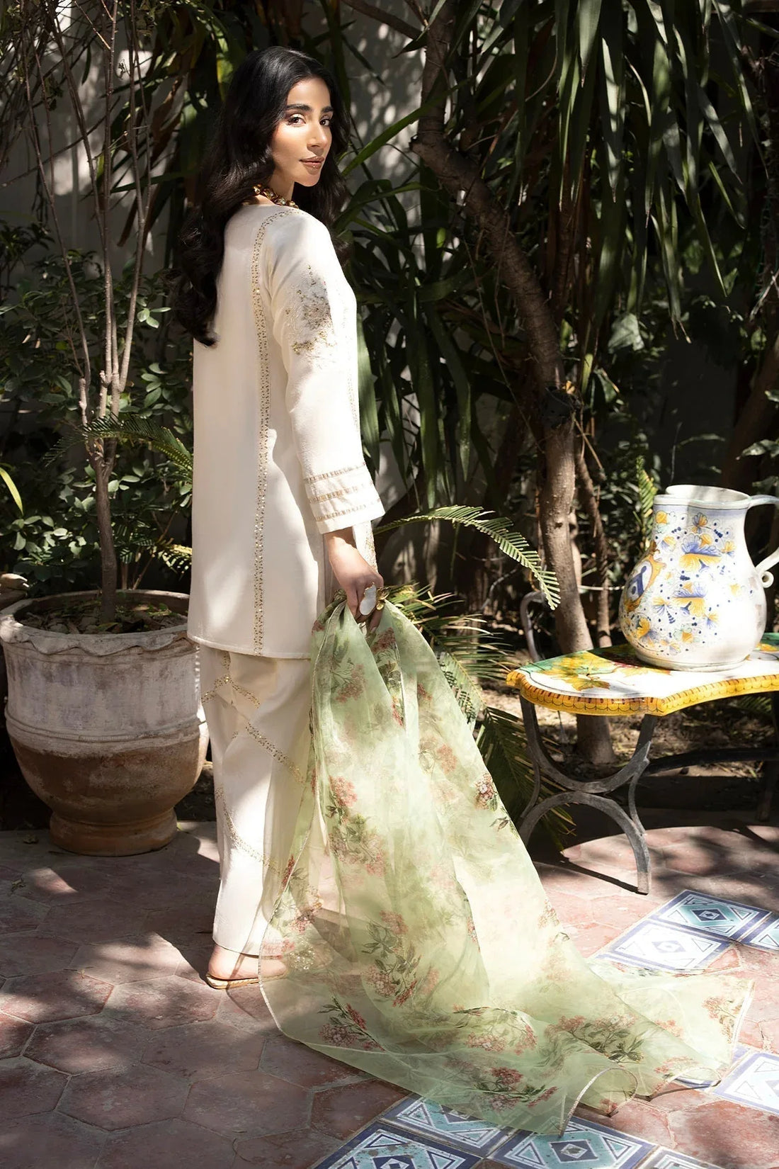 Erum Khan | Shahzeen Eid Collection | SWAN - Rang-e-Khaas