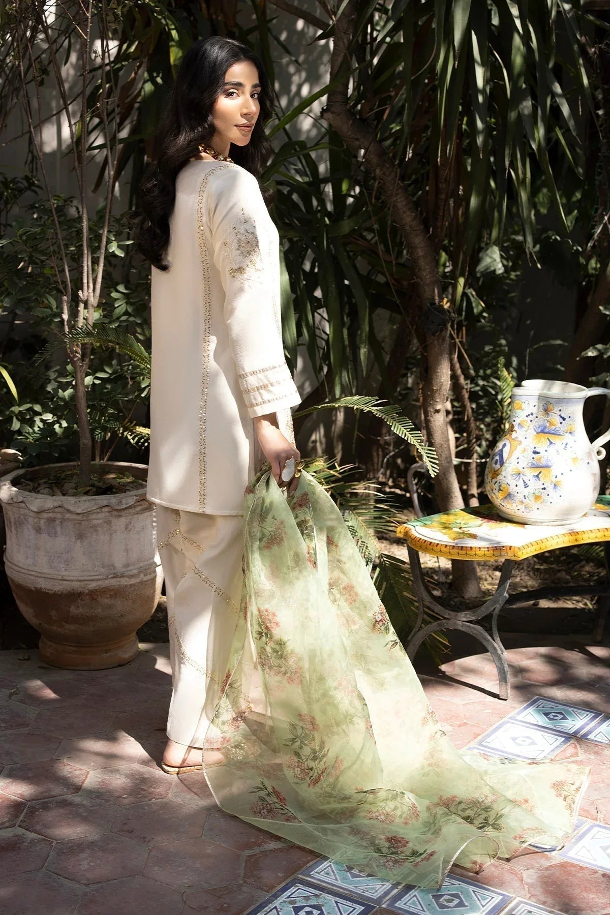 Erum Khan | Shahzeen Eid Collection | SWAN - Rang-e-Khaas