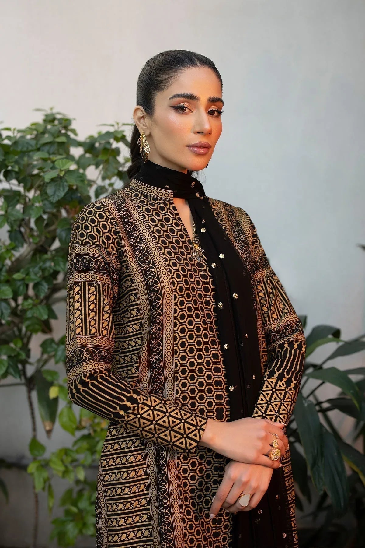 Erum Khan | Shahzeen Eid Collection | SUNSET - Rang-e-Khaas
