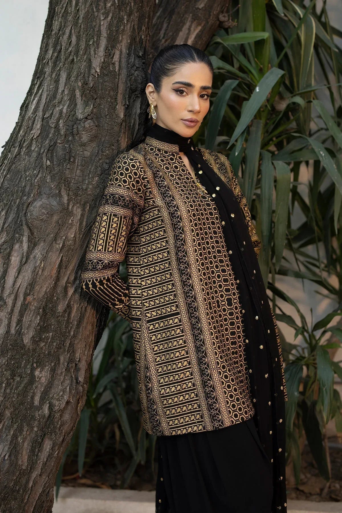 Erum Khan | Shahzeen Eid Collection | SUNSET - Rang-e-Khaas