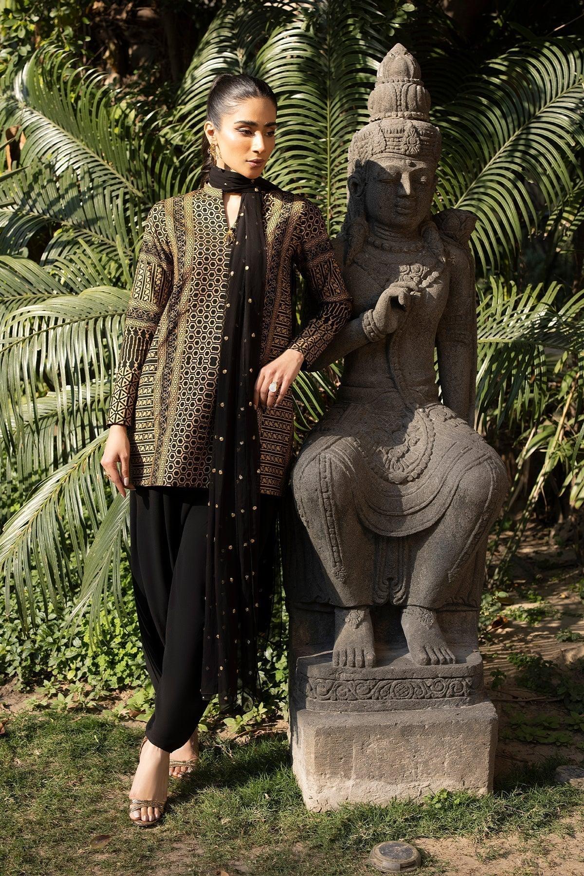 Erum Khan | Shahzeen Eid Collection | SUNSET - Rang-e-Khaas