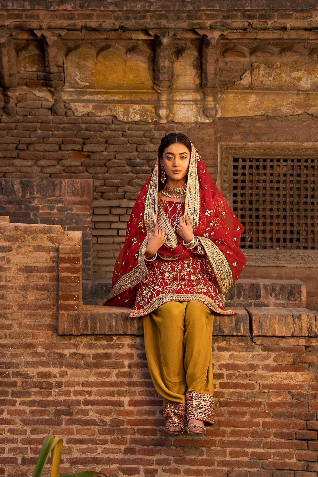 Erum Khan | Shezadian Luxe Formals | CHAND BAI - Rang-e-Khaas