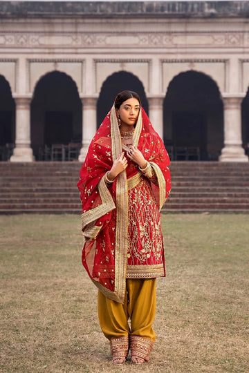 Erum Khan | Shezadian Luxe Formals | CHAND BAI - Rang-e-Khaas