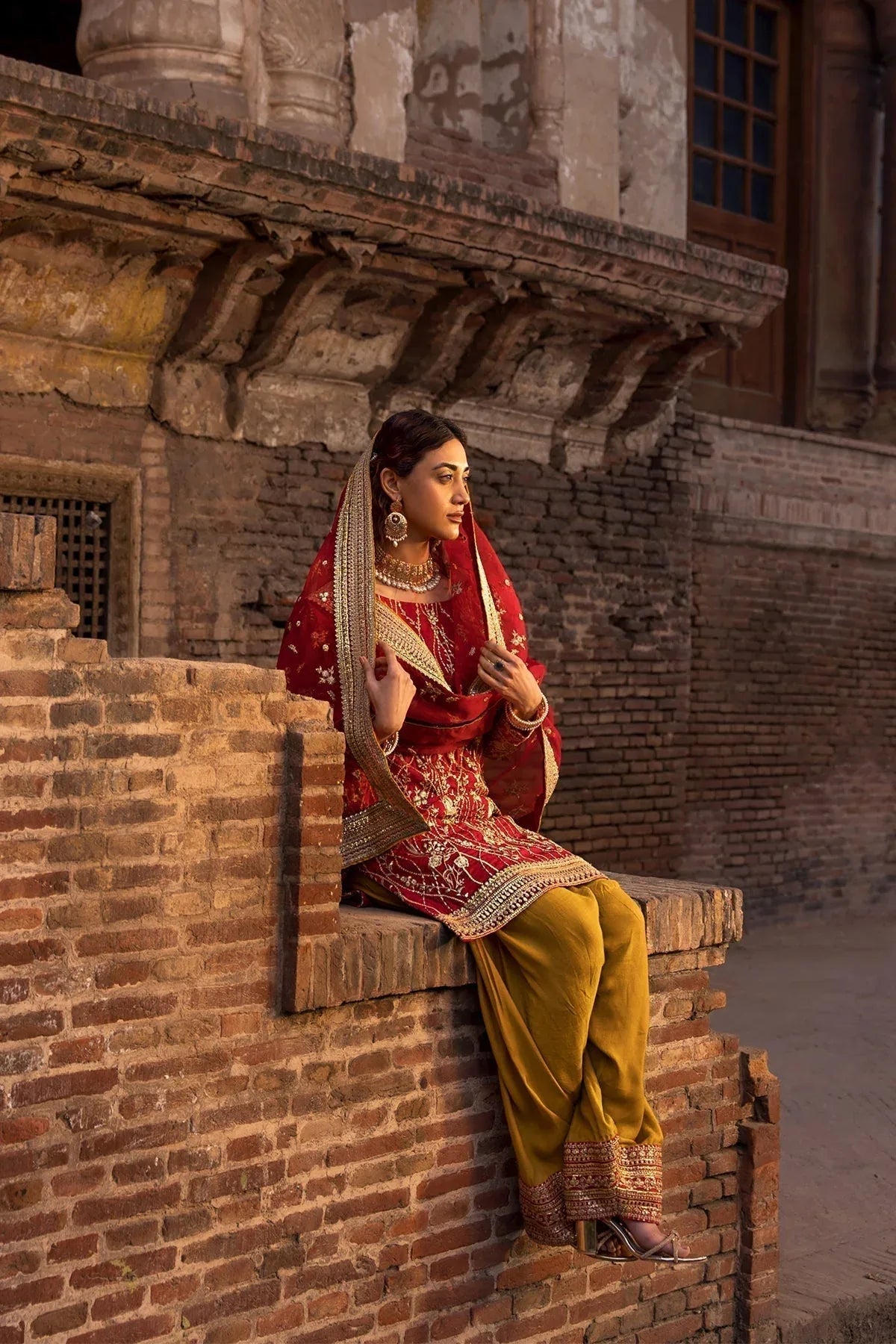 Erum Khan | Shezadian Luxe Formals | CHAND BAI - Rang-e-Khaas