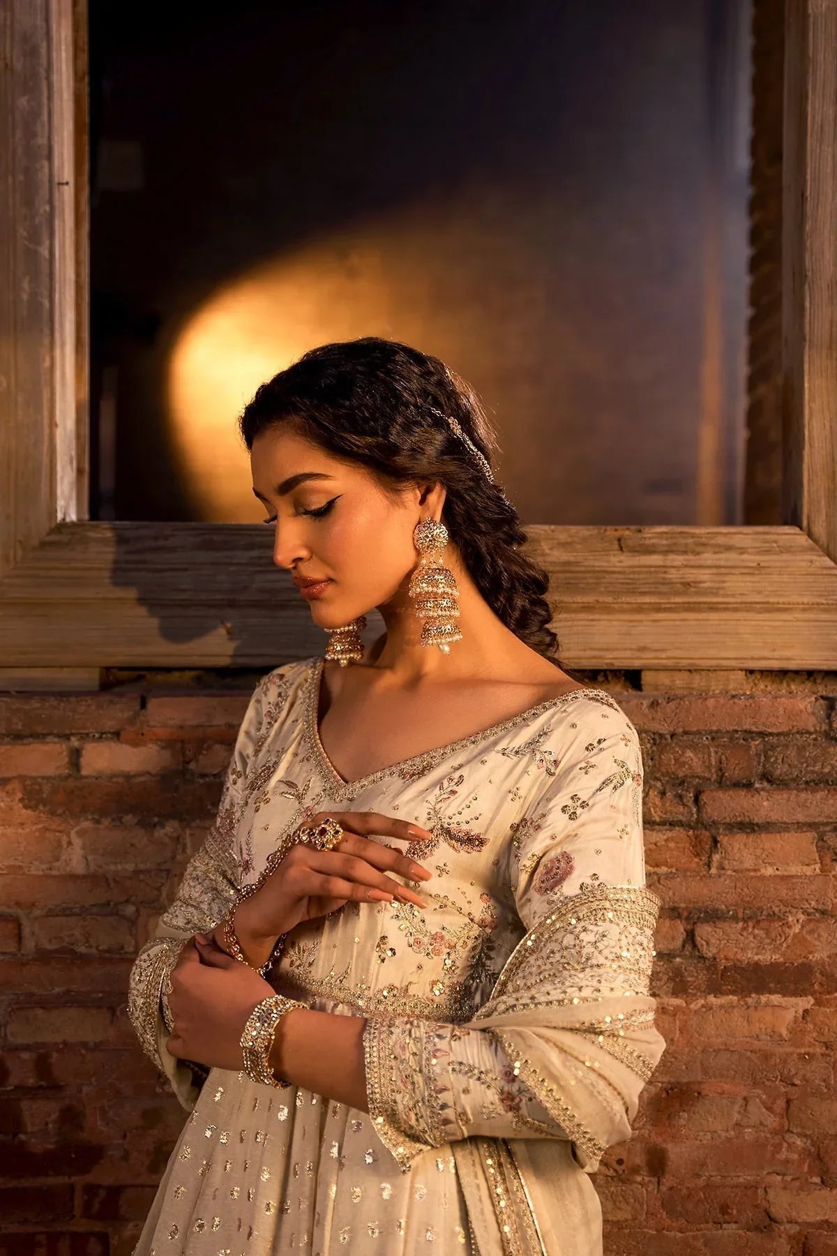 Erum Khan | Shezadian Luxe Formals | BADSHAH BEGUM - Rang-e-Khaas