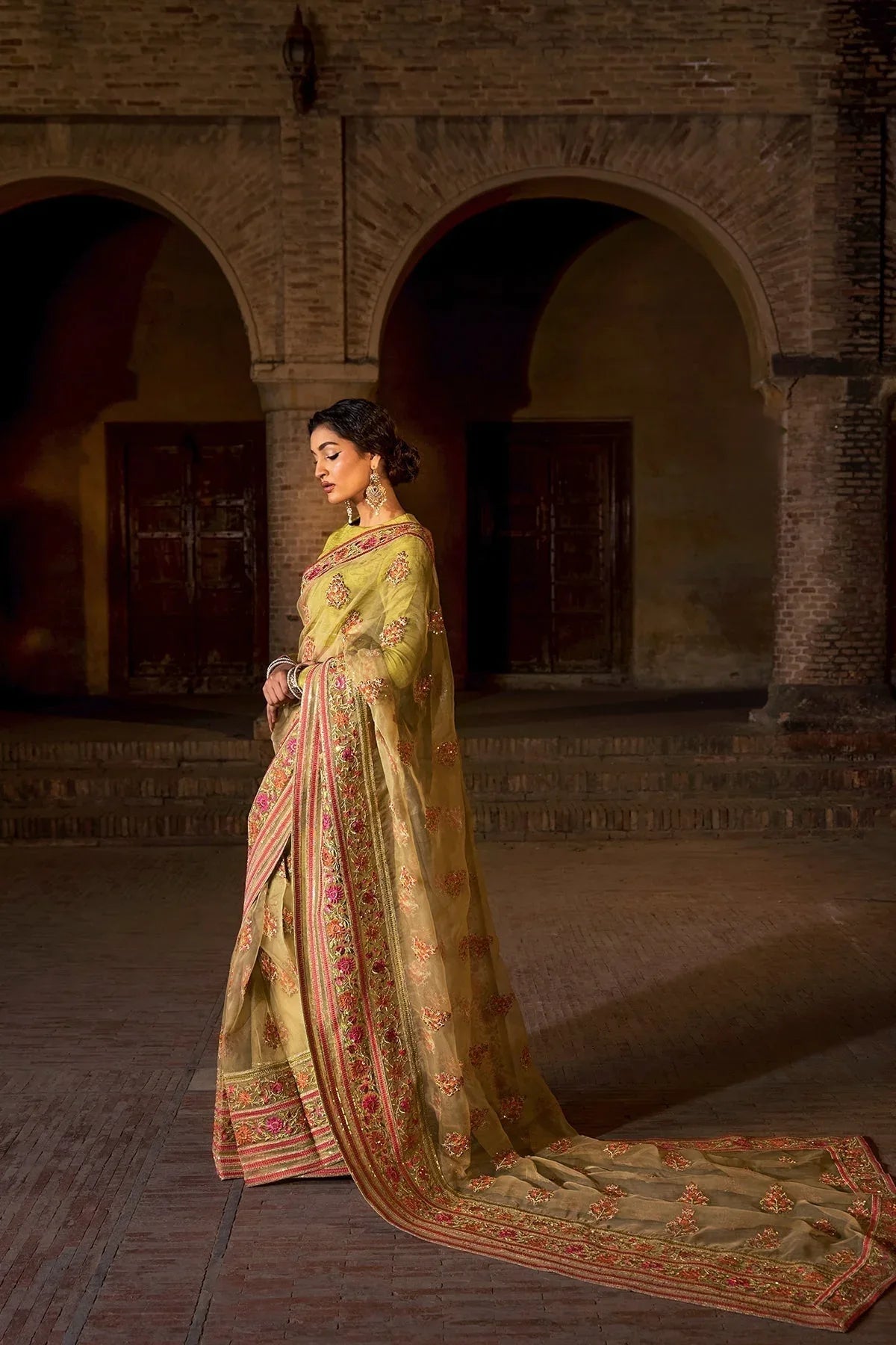 Erum Khan | Shezadian Luxe Formals | JODAH - Rang-e-Khaas