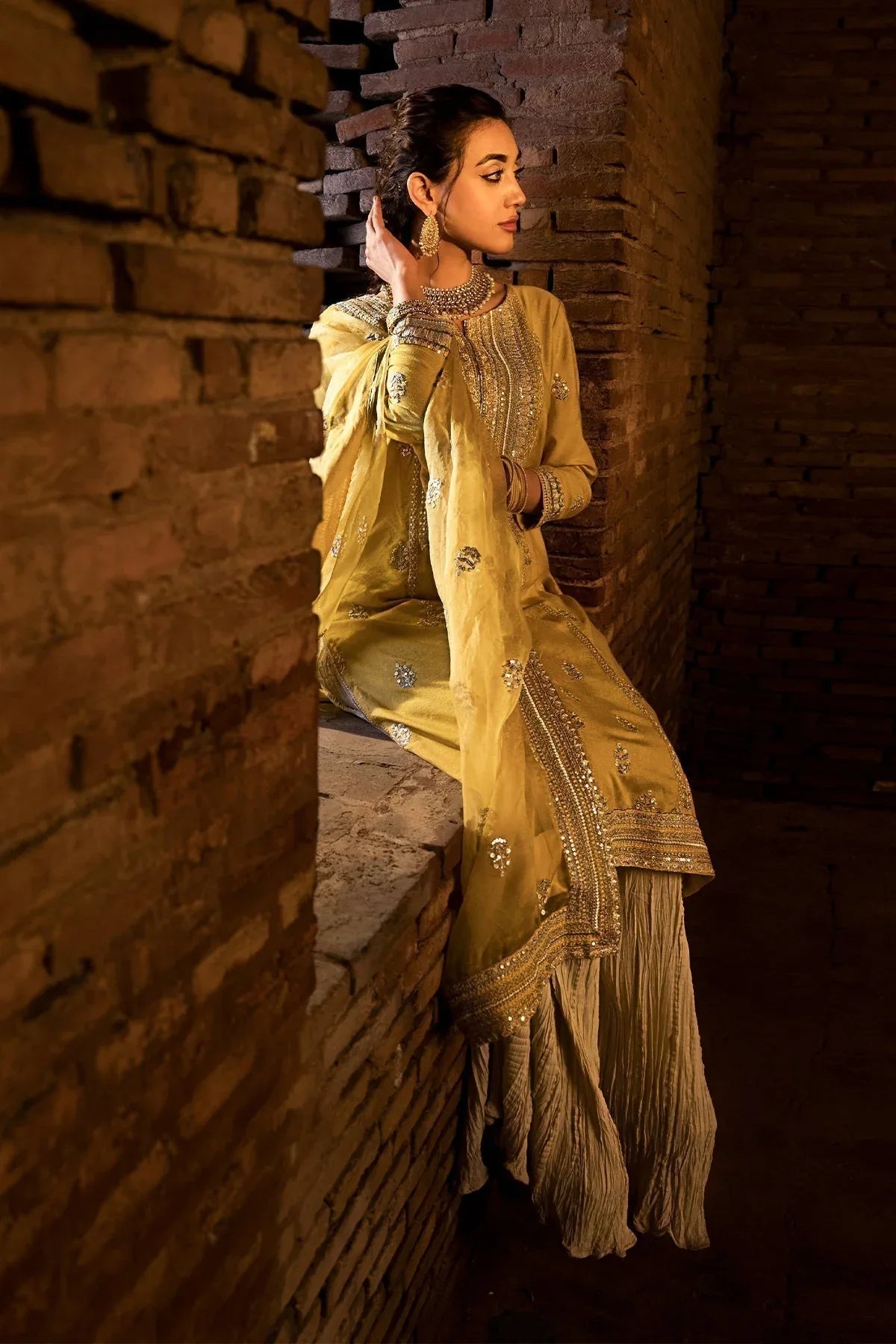 Erum Khan | Shezadian Luxe Formals | DIL ARAA - Rang-e-Khaas