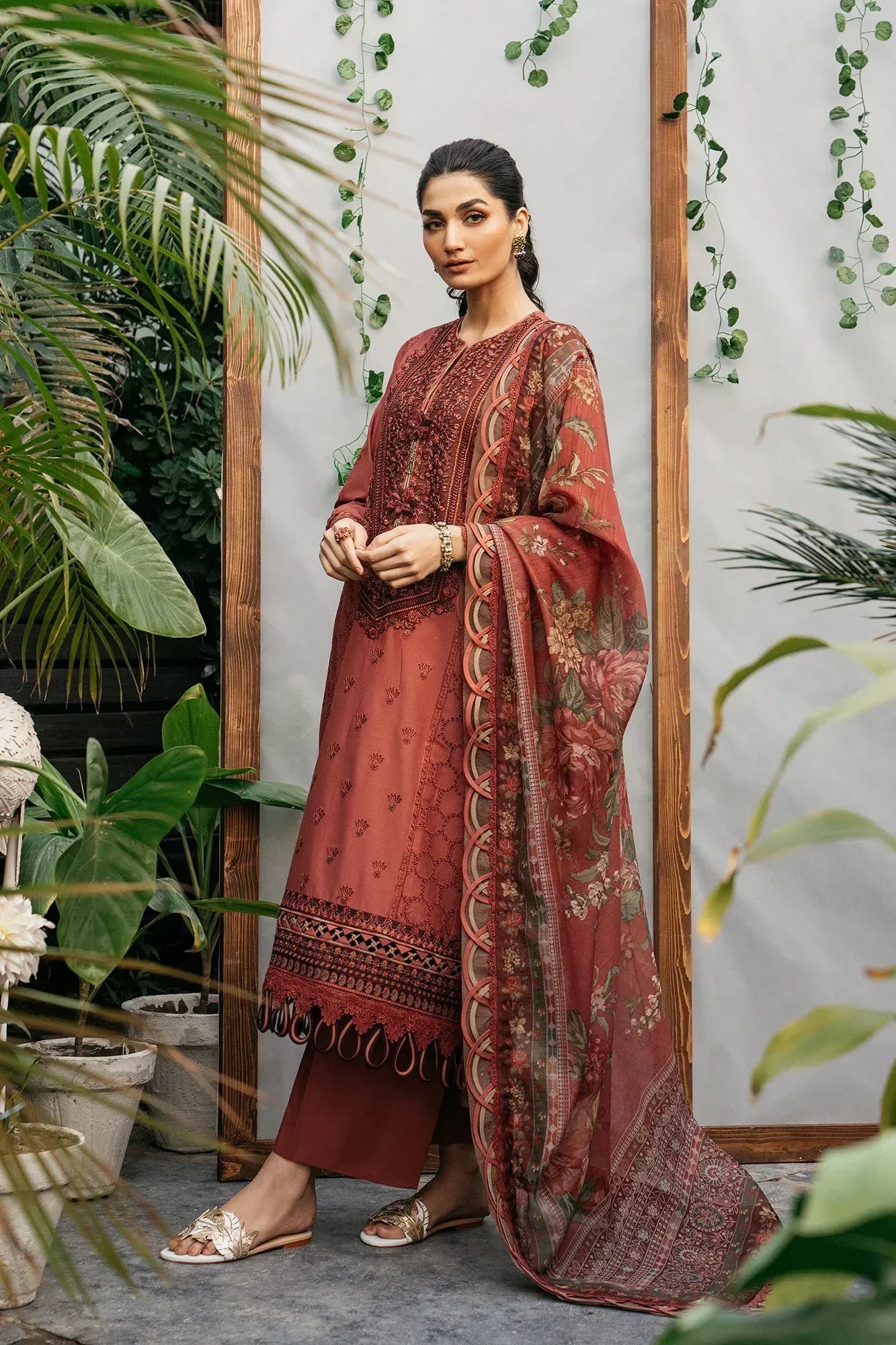 Ethnic | Rozana Collection SS 24 | E0410/203/311 - Rang-e-Khaas