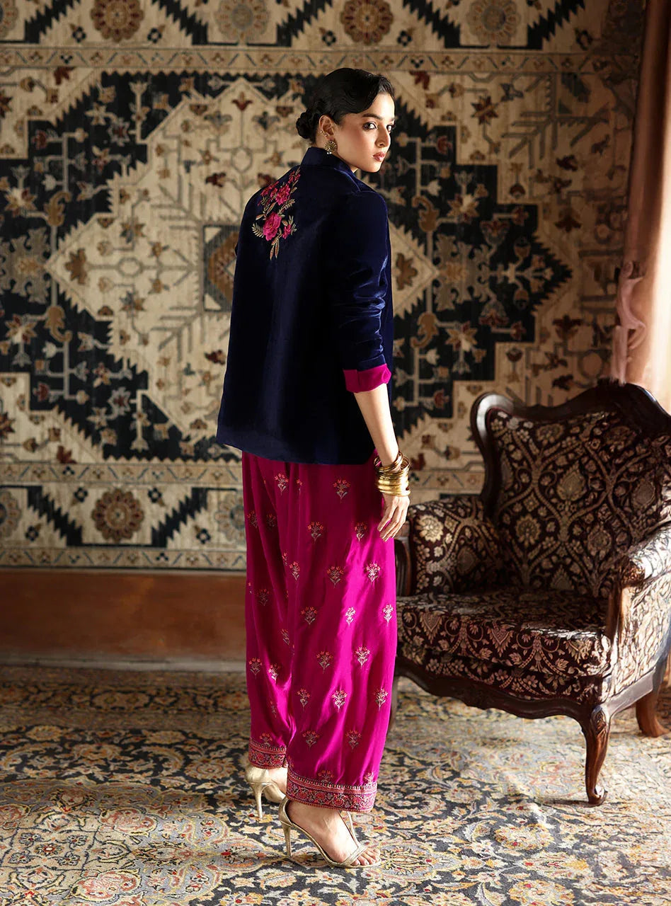 Zainab Chottani | Velura Velvet Edit 25 | Bela Jacket And Farshi - Rang-e-Khaas