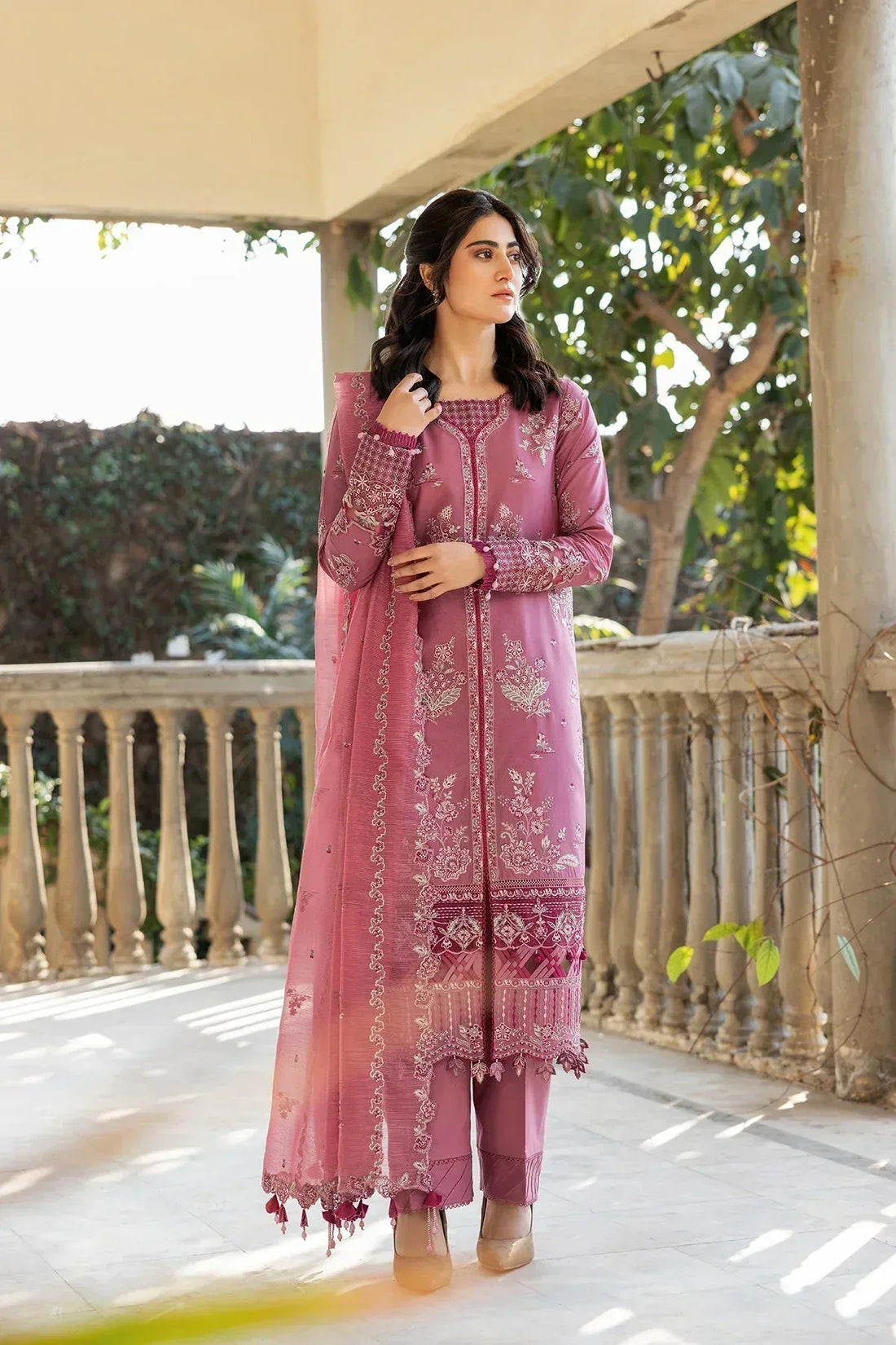 Farasha | Bahaar Embroidered Lawn | Rose Garland - Rang-e-Khaas