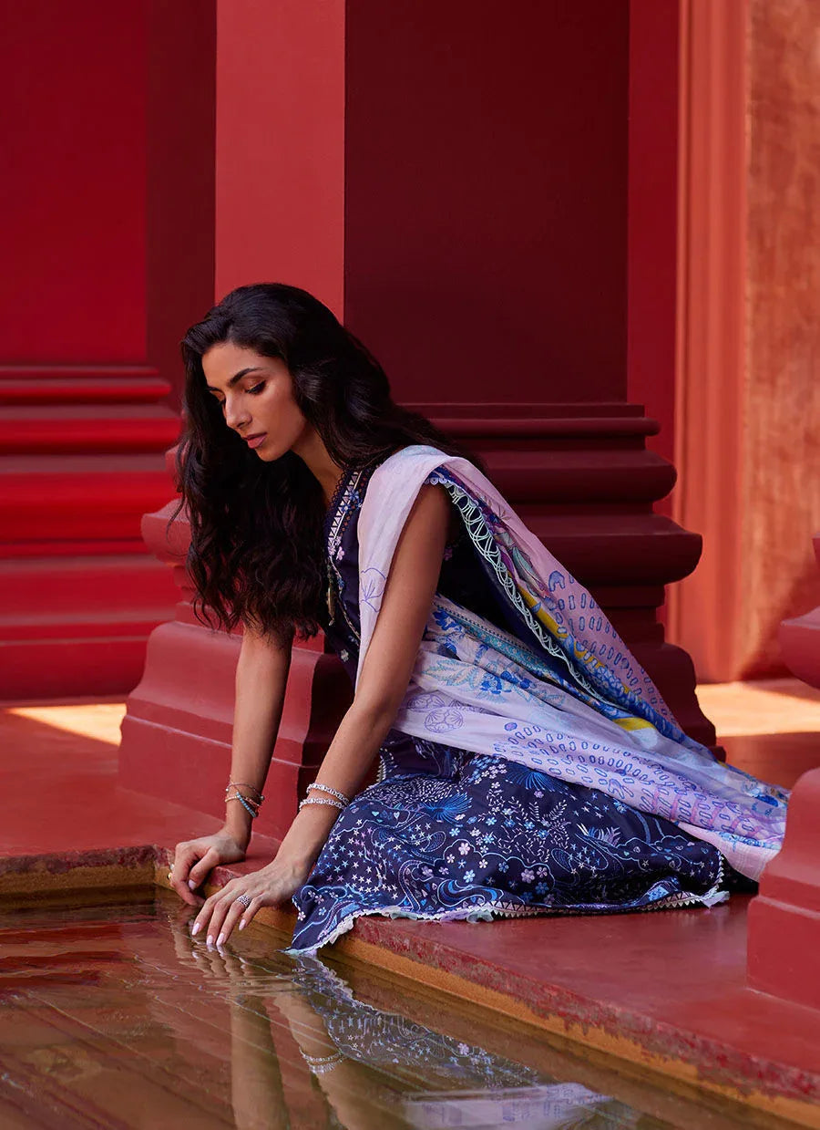 Farah Talib Aziz | Suay Lawn 24 | IZEA BLUE - Rang-e-Khaas