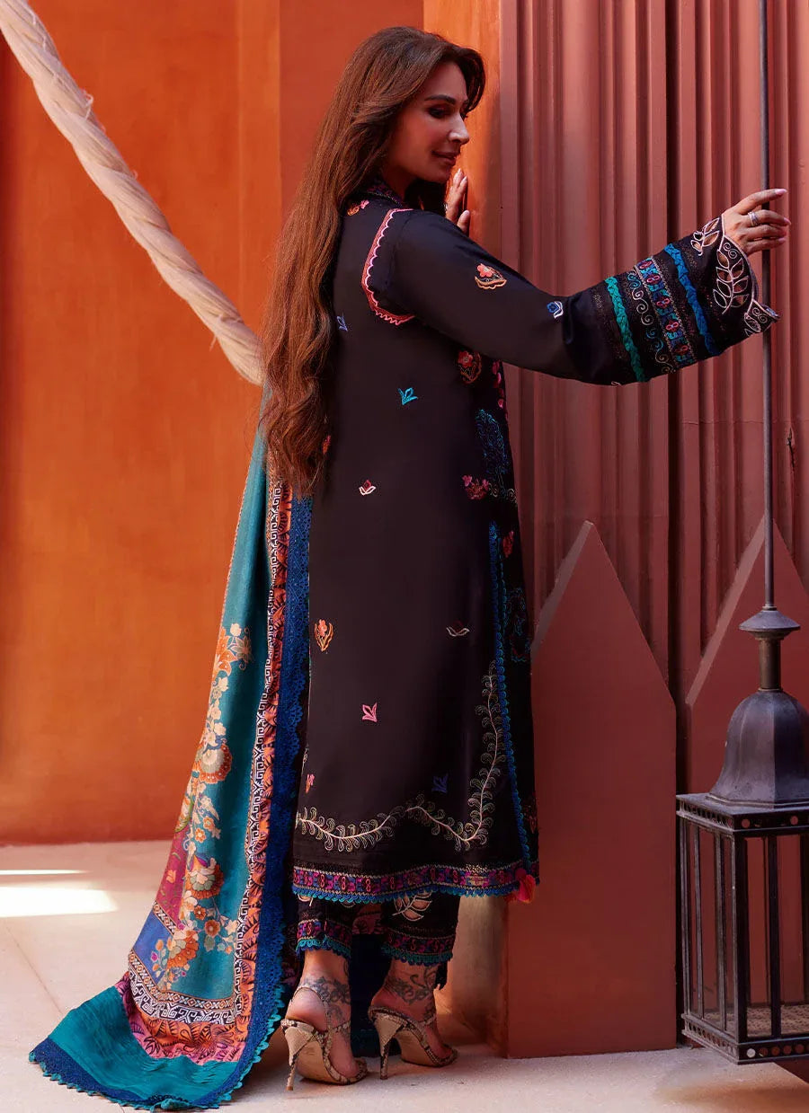 Farah Talib Aziz | Suay Lawn 24 | ILARIA BLACK - Rang-e-Khaas