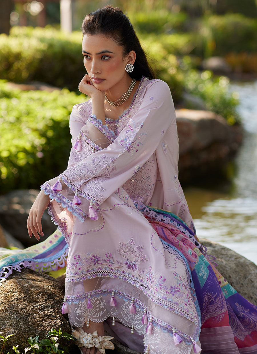 Farah Talib Aziz | Suay Lawn 24 | IZUMI PINK