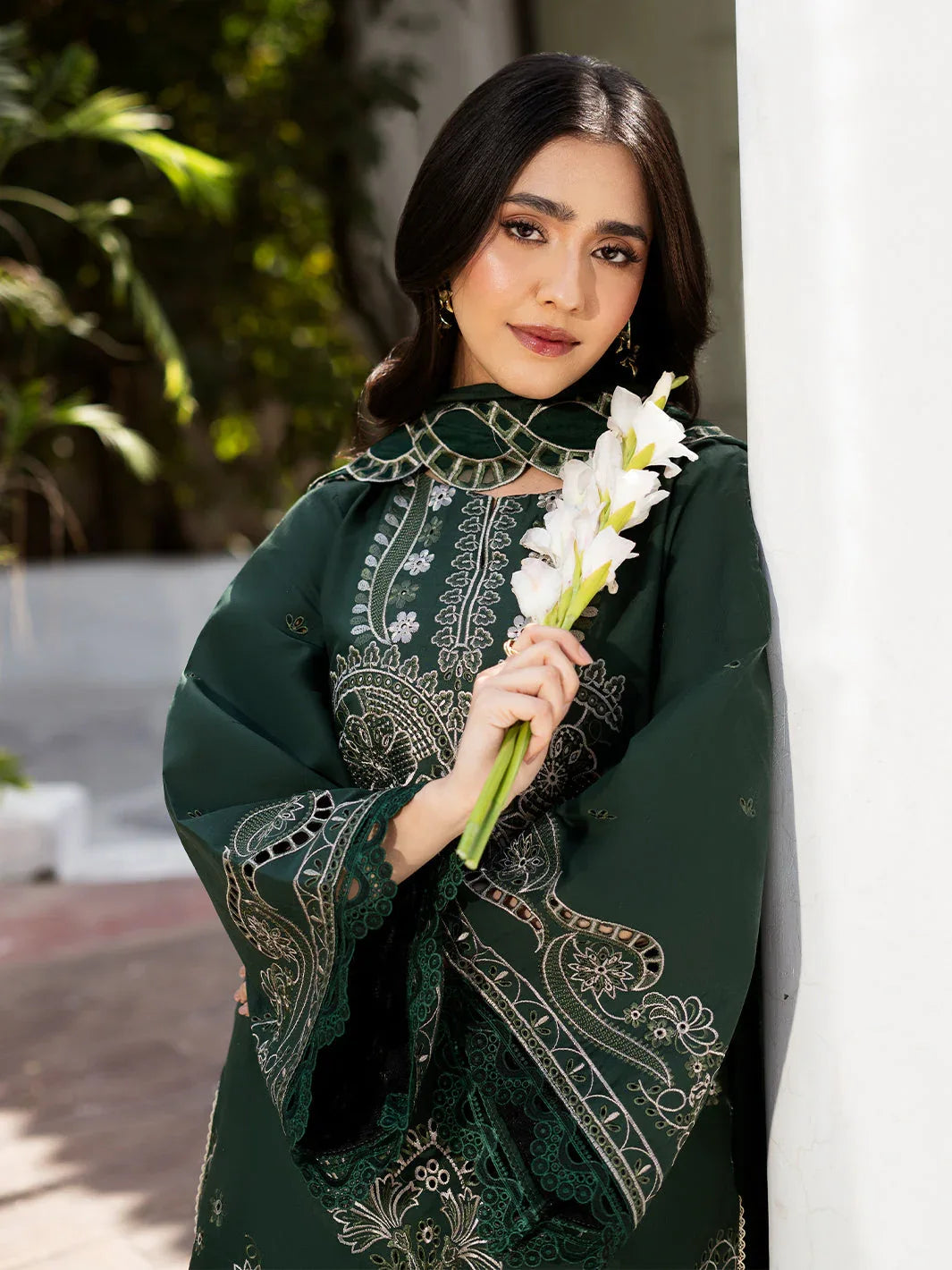 Izel | Mahveen Festive Lawn 25 | FATIN - Rang-e-Khaas