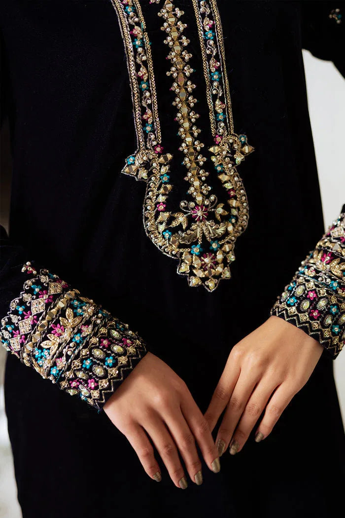 Saira Rizwan | Velvet Pret 25 | ZEHRA-SRVP25-01 - Rang-e-Khaas