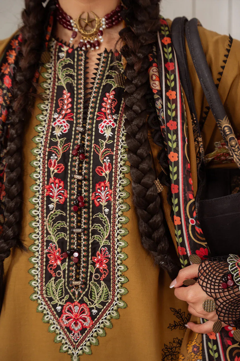 Saira Rizwan | Laanem Summer Lawn 25 | NAZLI-A-SRL25-06 - Rang-e-Khaas
