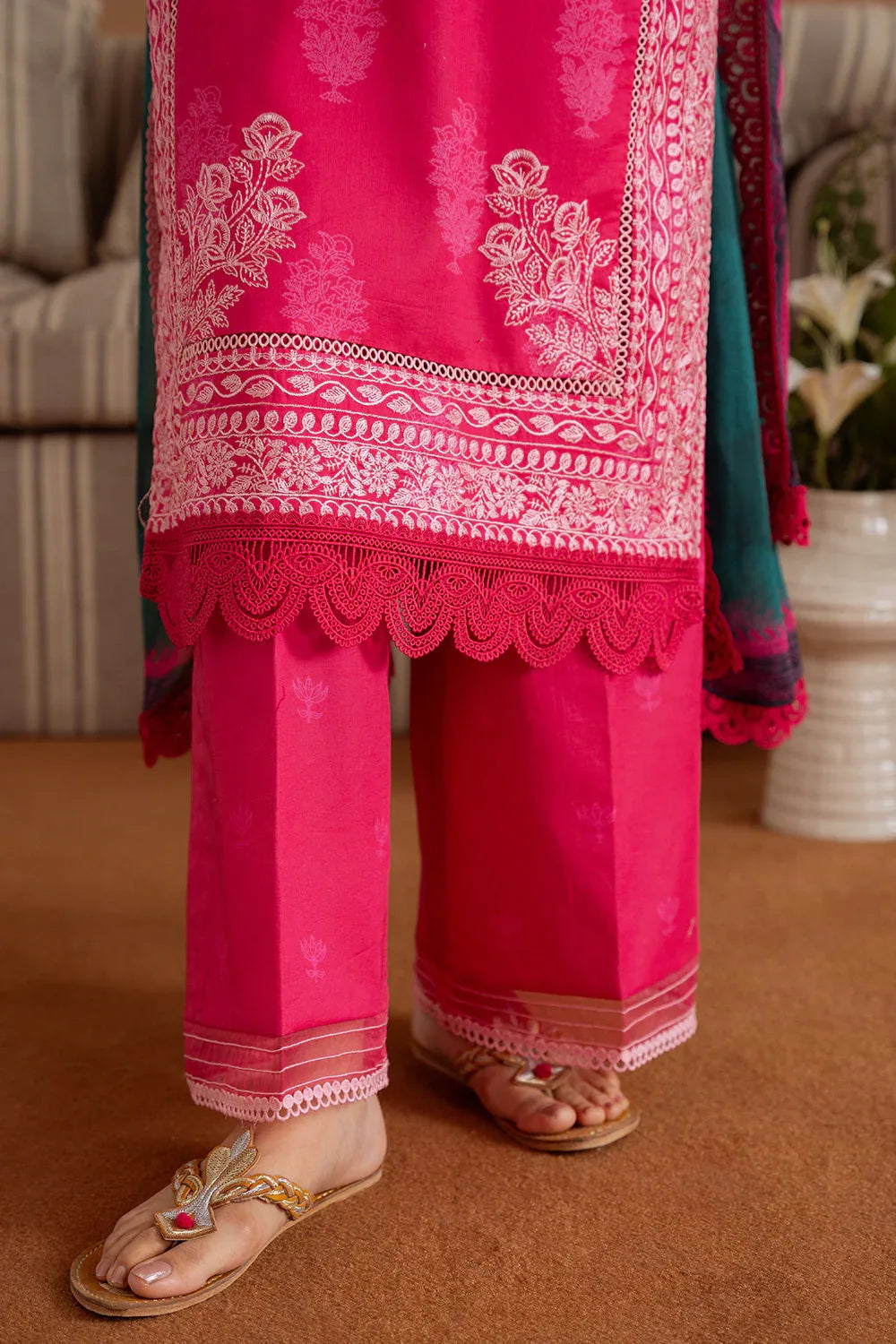 Saira Rizwan | Laanem Summer Lawn 25 | ELARA-A-SRL25-01 - Rang-e-Khaas