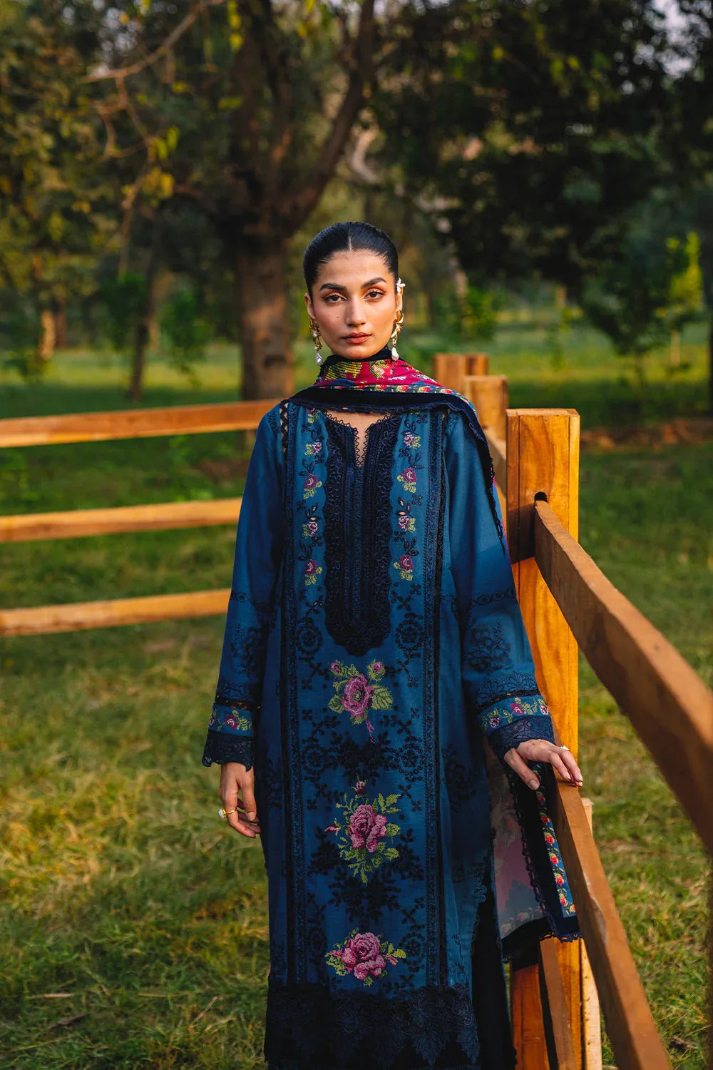 Saira Rizwan | Winter 2024 | DINA-SRW24-04 - Rang-e-Khaas
