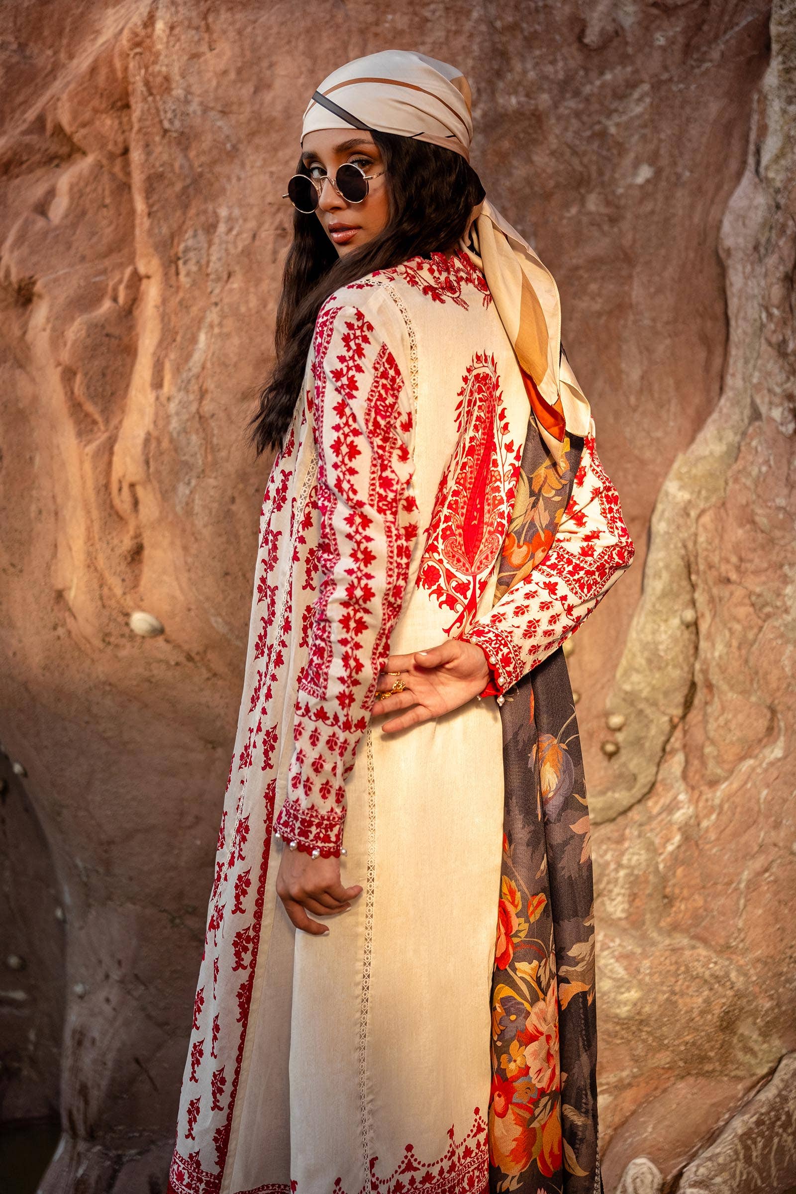 Sana Safinaz | Mahay Spring 24 | H241-006B-2BS - Rang-e-Khaas