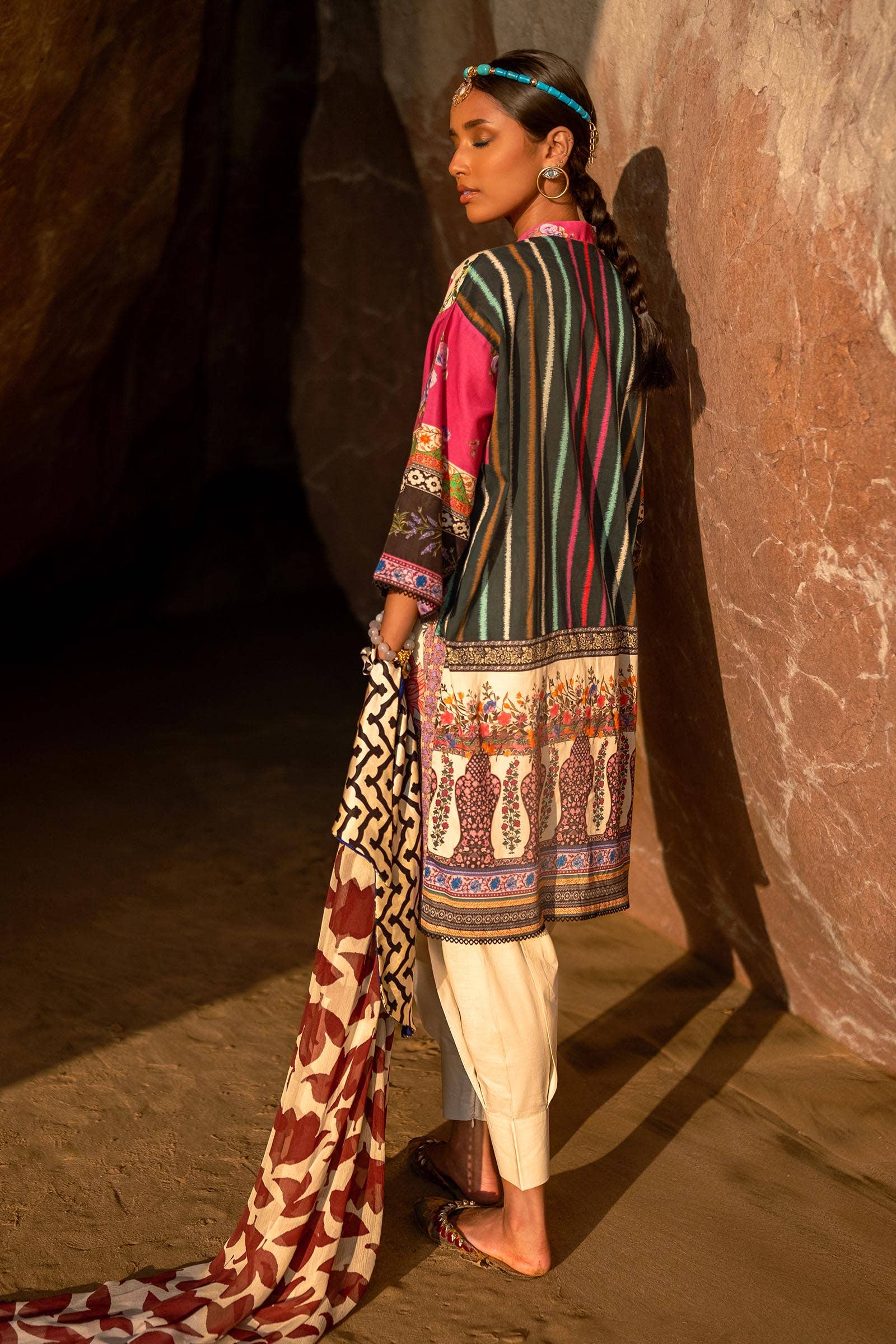 Sana Safinaz | Mahay Spring 24 | H241-027A-2I - Rang-e-Khaas